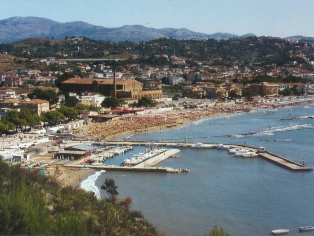 Hotel Aurora Scauri  Εξωτερικό φωτογραφία